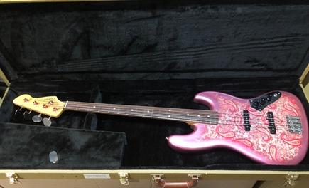 MINT Tokai Jazz bass MJB 70 made in Japan, pink Paisley, rare colour, tweed case, 