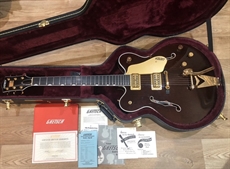 MINT Gretsch 6122TCountry Gentleman, kept as new, with complete case candy