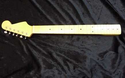 For sale,NOS  maple Fender style Strat neck and fingerboard, Klusons