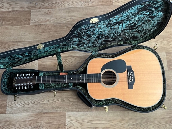 Mint, used 05' Martin D28/12 string guitar,  for sale