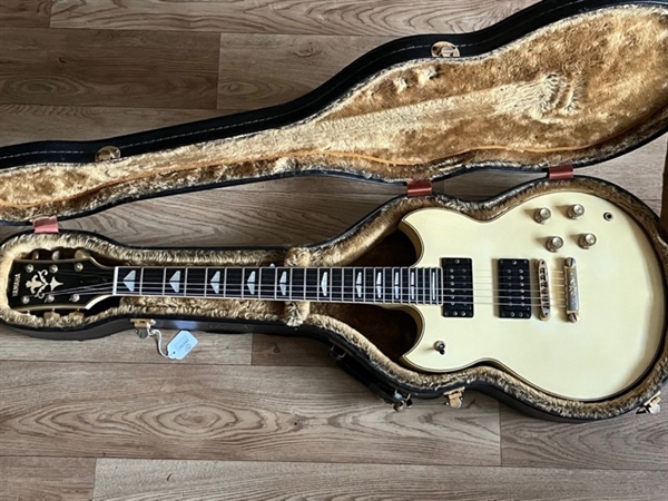 Used, 70's Yamaha SG1000 Ivory, guitar, original