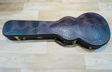 New De Luxe Lifton style Les Paul electric guitar case, burgundy crocskin