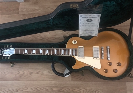 Beautiful L/H Tokai LS132L-goldtop Les Paul electric guitar, mint, 1 year old, bargain.