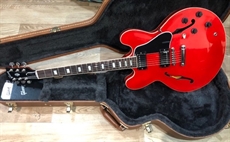 2017 Gibson ES335 Memphis electric guitar, perfect!